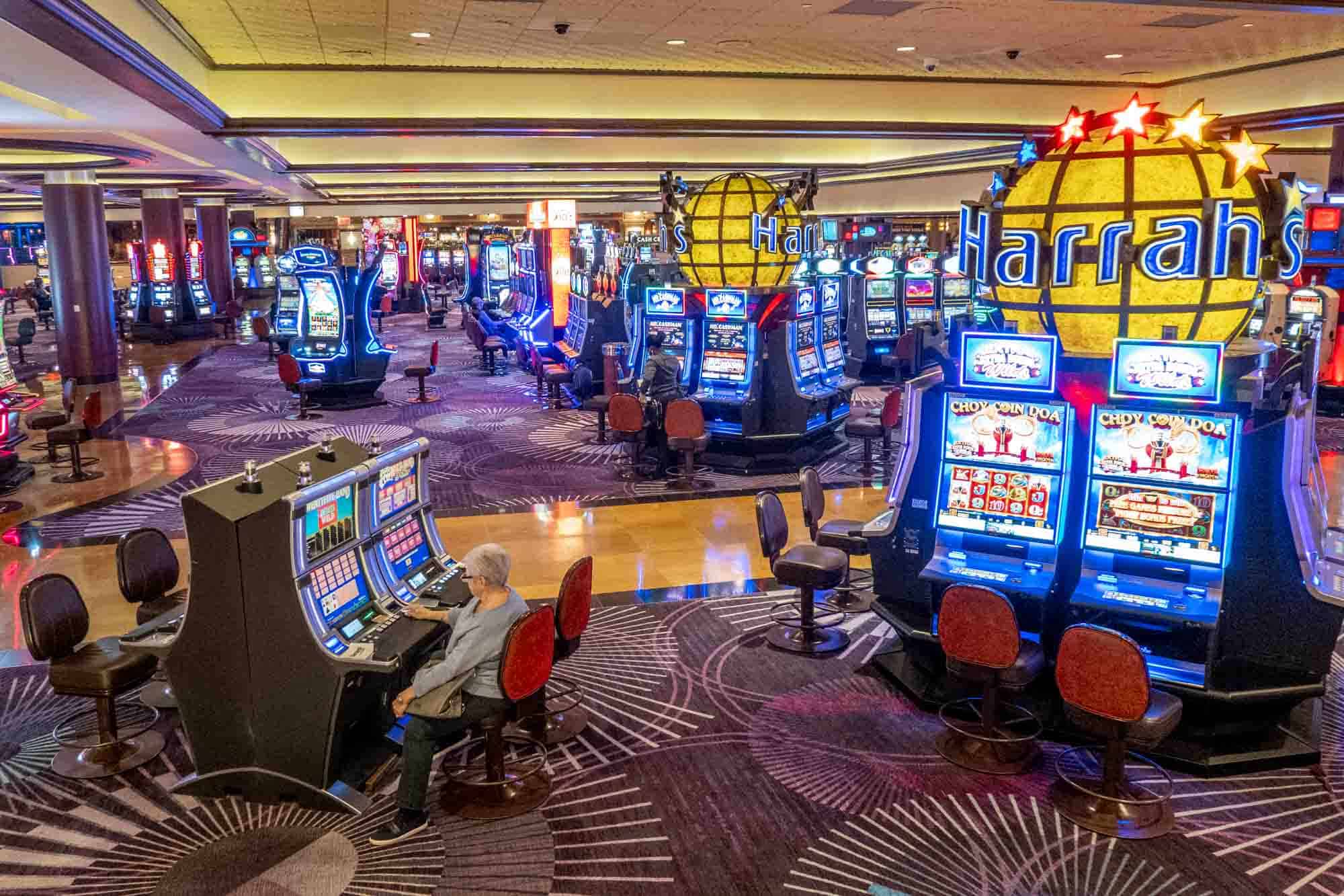 Slot Makinesi Seçiminde Göz Önünde Bulundurulması Gereken Unsurlar